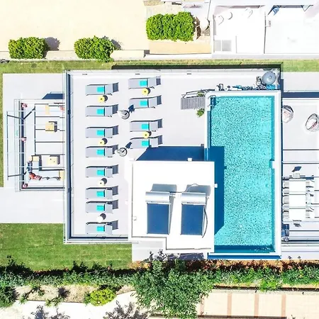Villa Naval Villa-panoramic With Heated Pool On The Roof *
