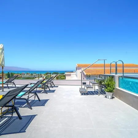 Naval Villa-panoramic With Heated Pool On The Roof * Gerani (Chania)